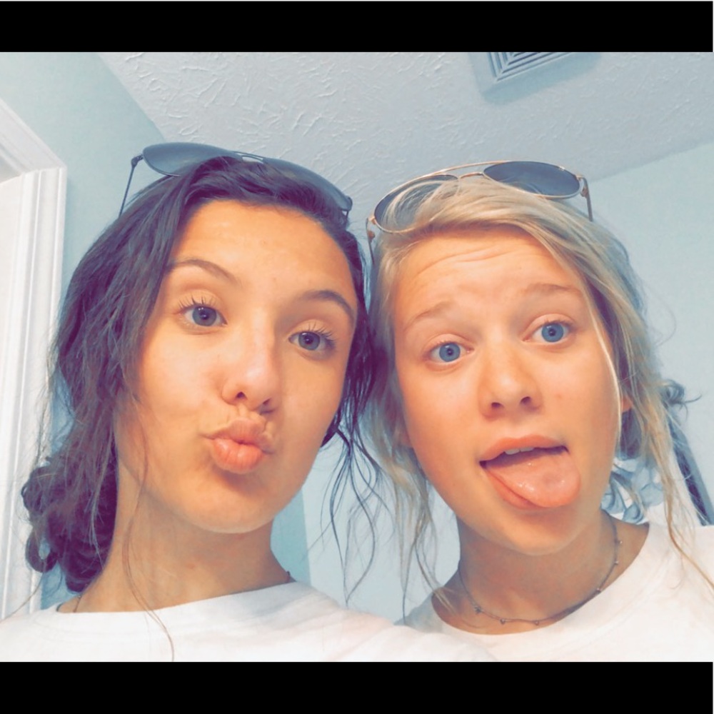 Meet your Posher, Taylor